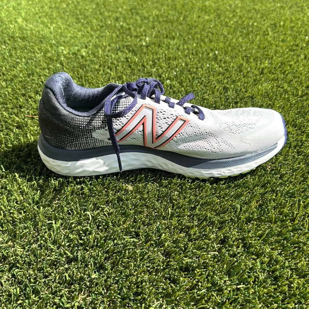 New Balance Fresh Foam 680v7 in Arctic Fox Outerspace - Picture 6 of 10